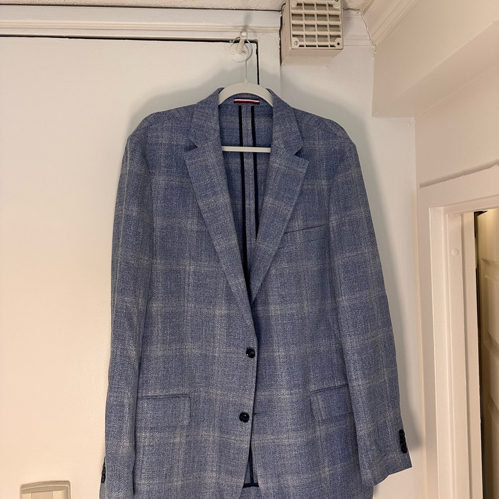 Tommy Hilfiger Men's Blue Checkered Blazer